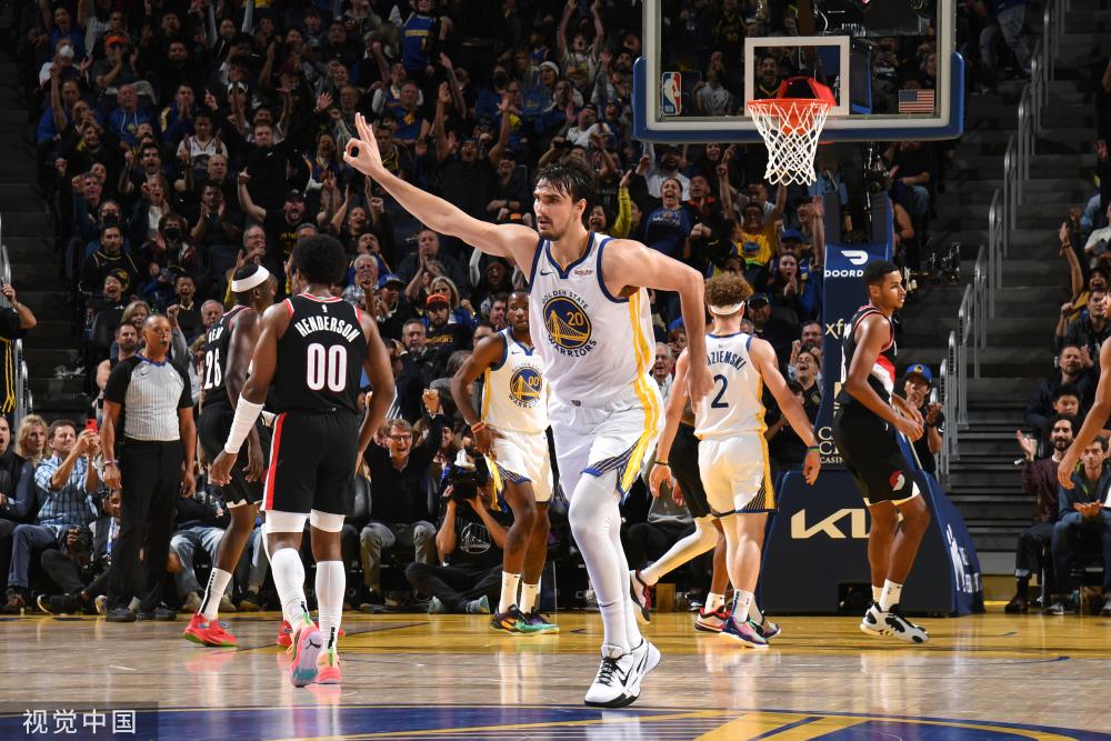 放大镜下 放大镜下