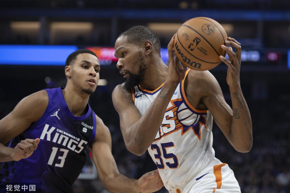 转会市场中 转会市场中